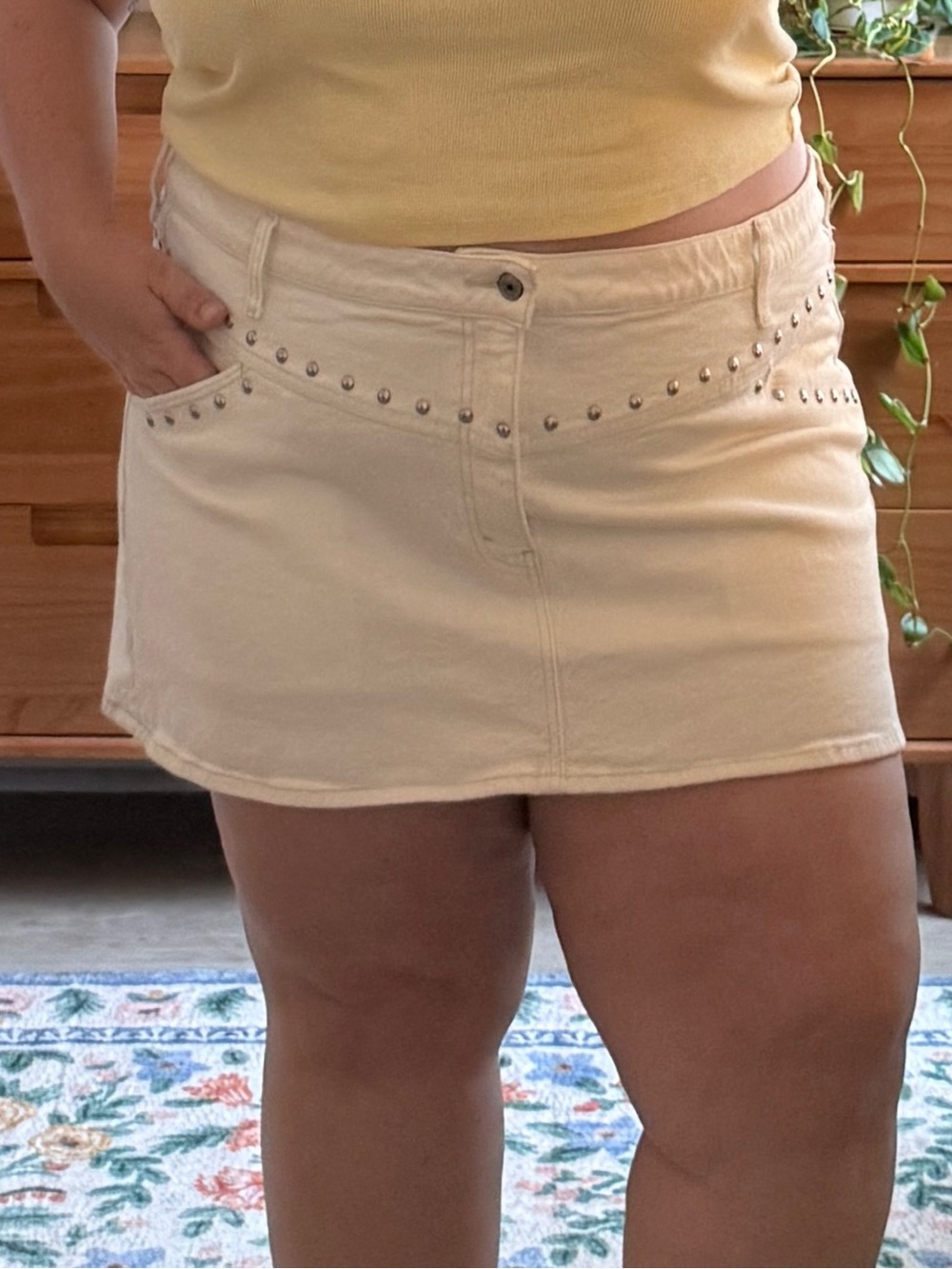 White studded Abercrombie & Fitch denim mini skirt